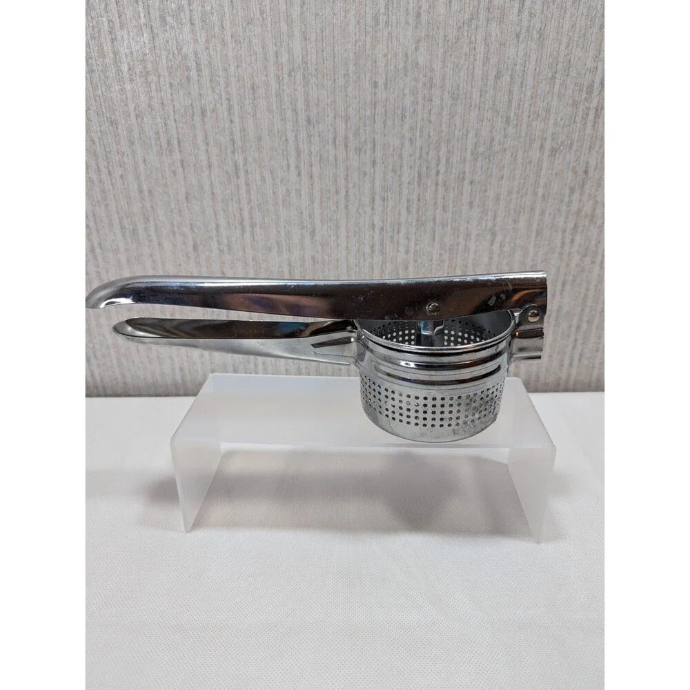 POTATO MASHER RICER - STAINLESS STEEL - FRUIT PRESS JUICER EXCELLENT Condition